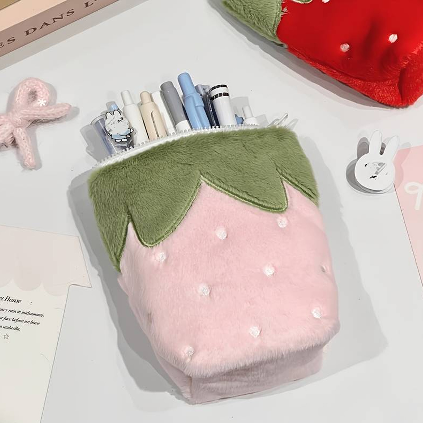 일본식 빈티지 딸기 모양 세로형 필통, 부드러운 플러시 - Stationery Office Supply Store 리뷰 및 가격